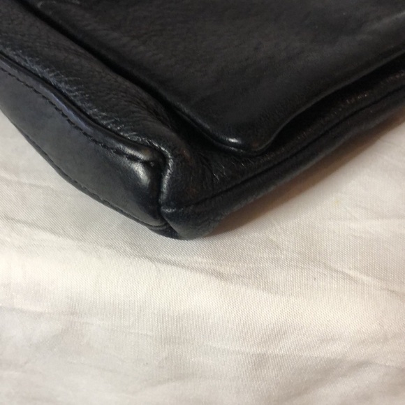 KENNETH COLE NY black pebble leather wristlet/wallet. Holds up to 6 cards. - Picture 8 of 14